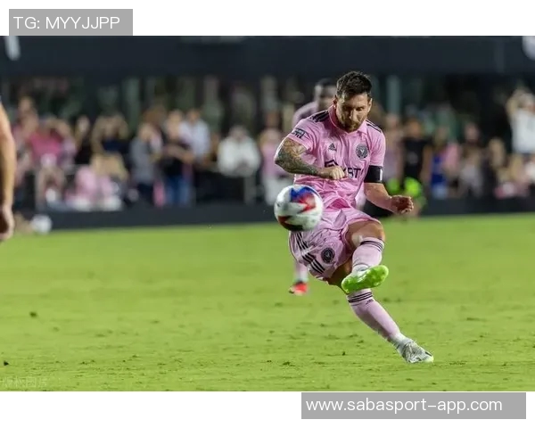 梅西助攻闪耀半场迈阿密国际2-0领先新英格兰革命